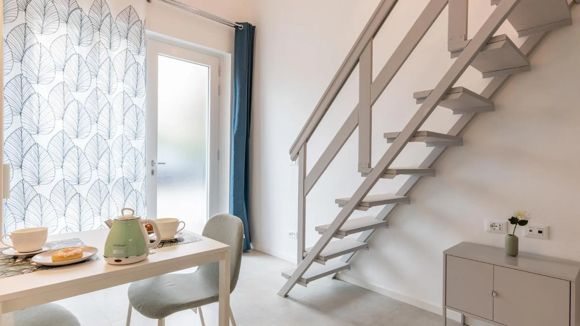 Alisea Tiny House By Pleiades Home Livorno Apartment